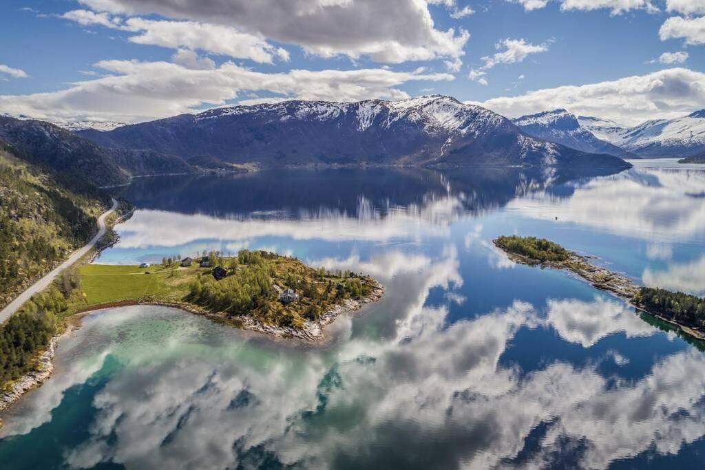 Efjord And Stetind Resort - Cabin Kobbernestinden Ballangen 외부 사진